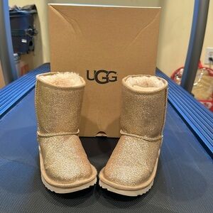 Kids glitter Uggs size 1